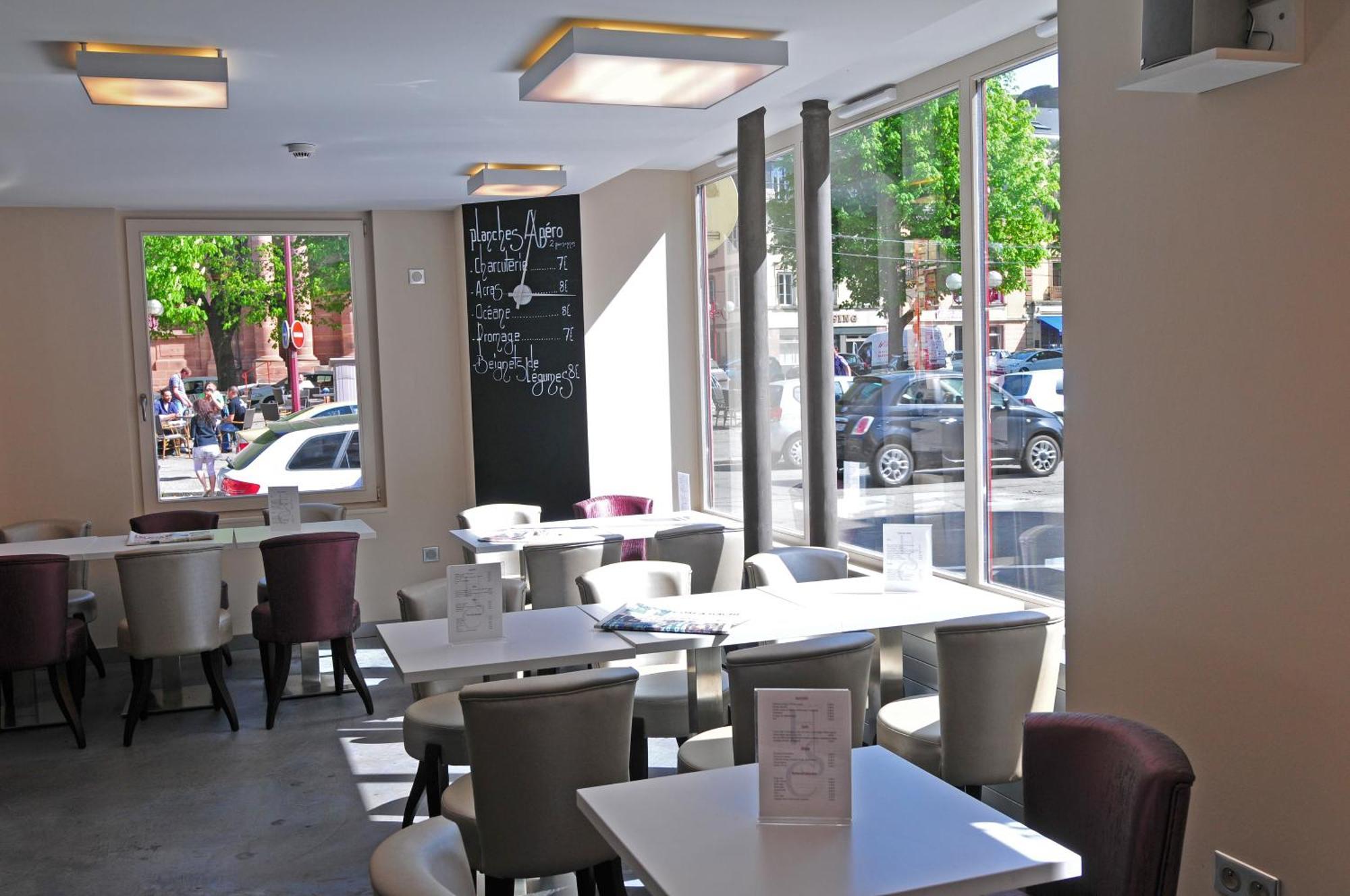 Hotel-Restaurant St-Christophe Белфор Екстериор снимка